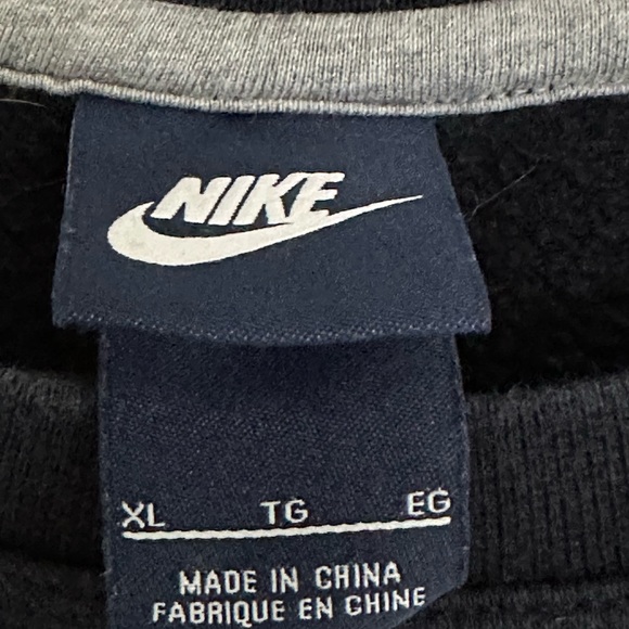 Nike Crewneck Sweater - Picture 2 of 4